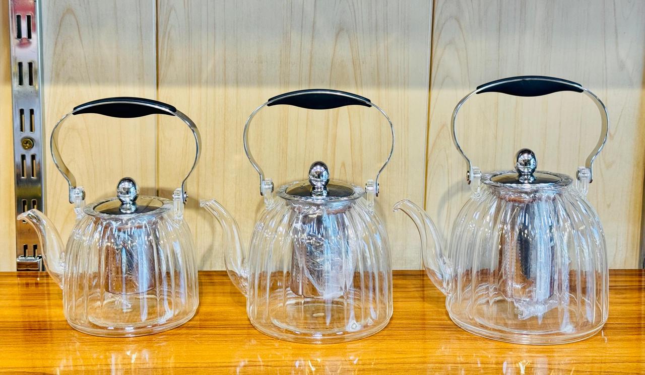 أباريق شاي زجاجية شفافة
